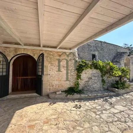 Masseria Aurora Trullo Pergolo